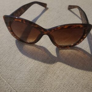 Jessica Simpson Brown Tortoise Cat-Eye Sunglasses